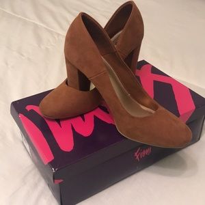 NWT Cognac Suede Pumps